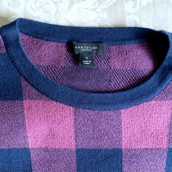 Ann Taylor Factory Crew Neck Sweater ~ Small ~ Blue/Violet Buffalo Plaid Check - Picture 3 of 15